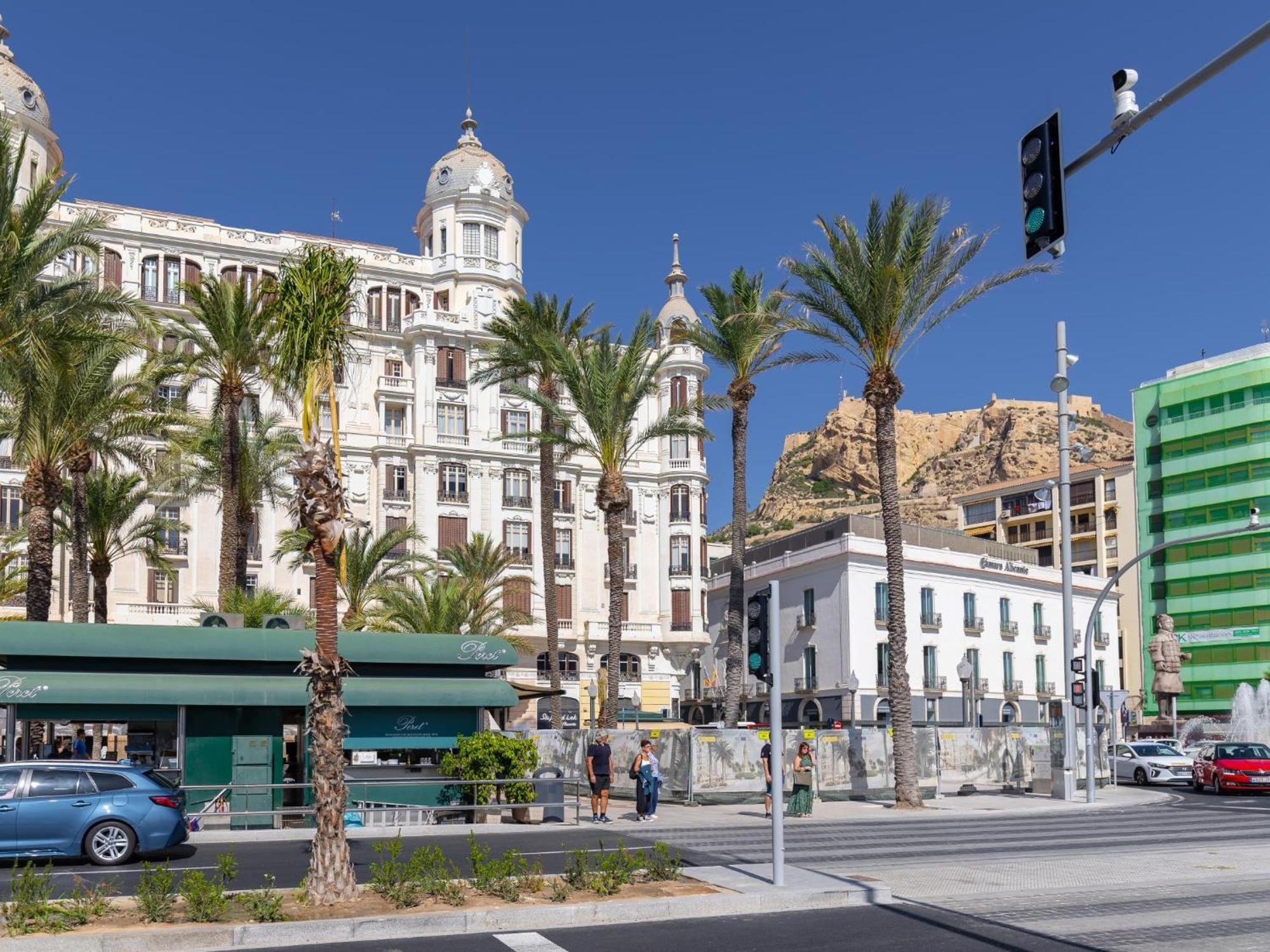 Loft Teatro ~ Alicante Bagian luar foto